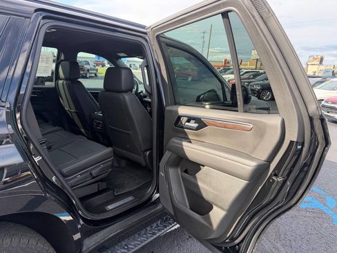 Used 2026 Chevrolet Tahoe Z71 w/ Comfort Package AWD/4WD image 49