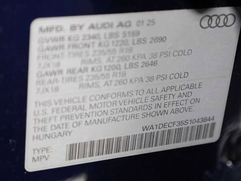 Certified 2025 Audi Q3 2.0T Premium w/ Convenience Package image 41