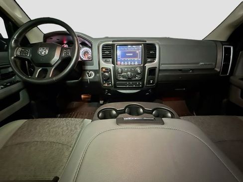 Used 2018 RAM 1500 Big Horn image 9