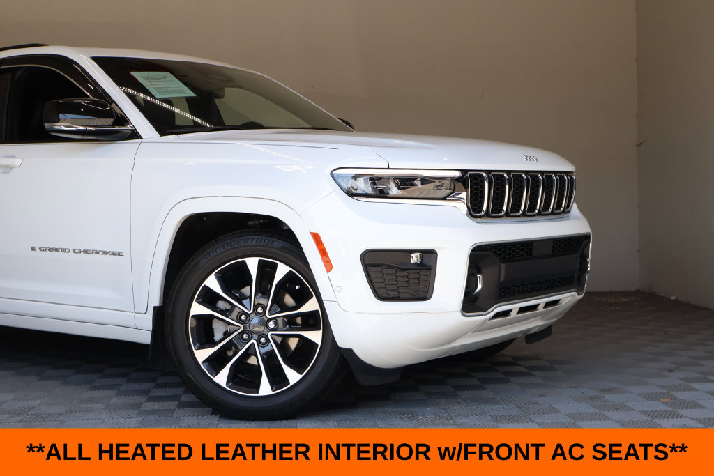 Used 2025 Jeep Grand Cherokee Overland w/ Luxury Tech Group IV AWD/4WD image 3