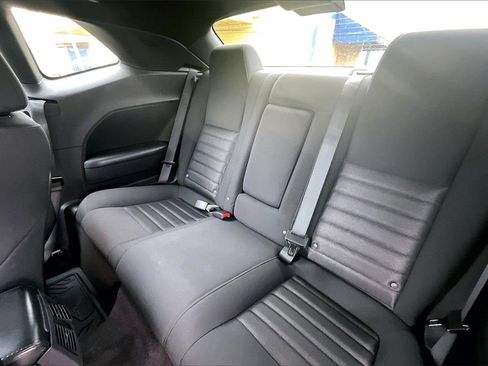 Used 2009 Dodge Challenger R/T image 21