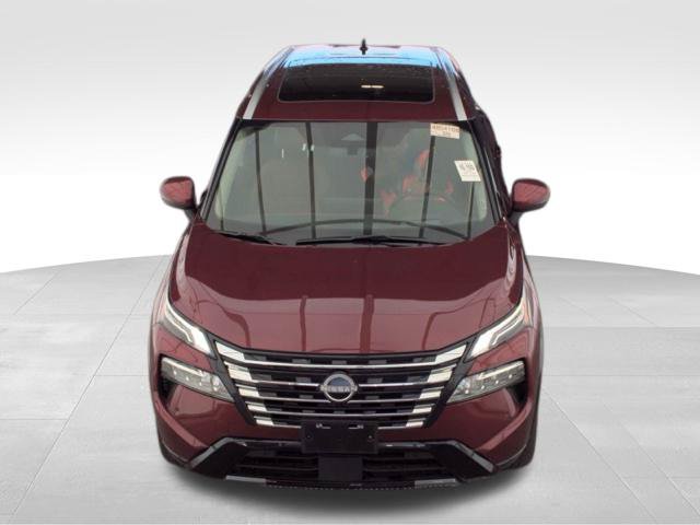 Used 2026 Nissan Rogue Platinum w/ Platinum Premium Package AWD/4WD image 3