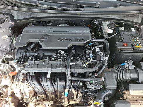 Certified 2023 Hyundai Elantra SEL w/ Preferred Accessory Package FWD image 28