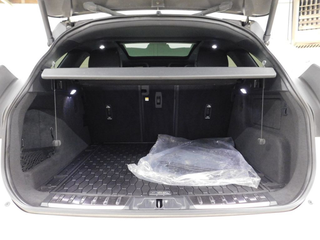 Used 2023 Jaguar F-PACE S AWD/4WD image 62
