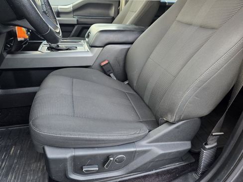 Used 2016 Ford F150 XLT w/ Equipment Group 302A Luxury image 33