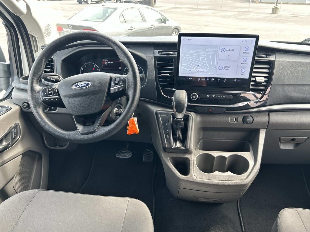 Used 2024 Ford Transit 350 XLT RWD image 25