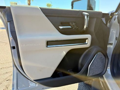 New 2026 GMC Hummer EV 4x4 Crew Cab image 21