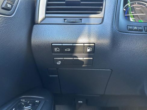 Used 2022 Lexus RX 450hL AWD w/ Premium Package image 10