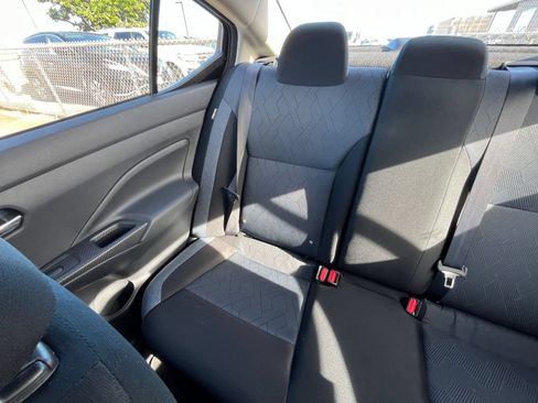 Used 2025 Nissan Versa SV FWD image 37