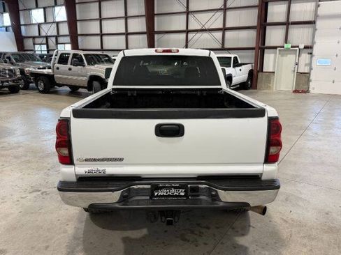 Used 2007 Chevrolet Silverado 2500 LT w/ Heavy-Duty Power Package AWD/4WD image 10