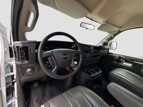 Used 2025 GMC Savana 2500 w/ Driver Convenience Package RWD image 9