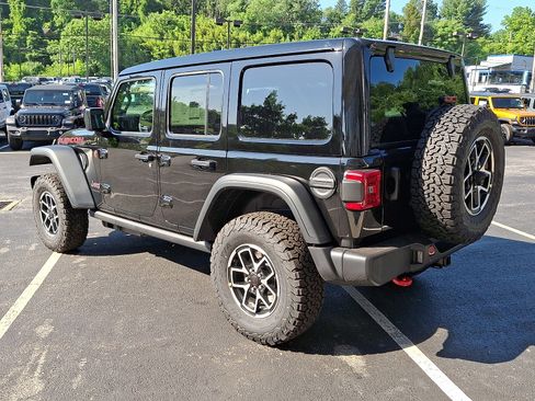 New 2026 Jeep Wrangler Unlimited Rubicon w/ Safety Group AWD/4WD image 4