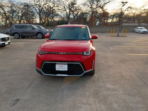 Used 2024 Kia Soul LX w/ Option Group 015 image 5