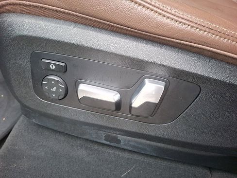 Certified 2022 BMW X5 xDrive40i image 8