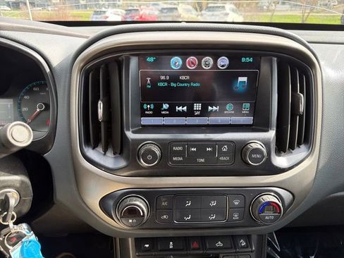 Used 2016 Chevrolet Colorado Z71 AWD/4WD image 16