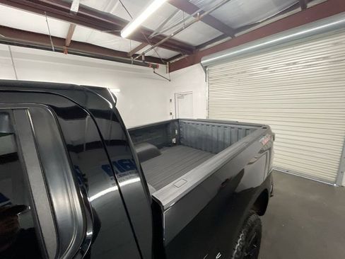 Used 2022 Chevrolet Silverado 1500 LT Trail Boss w/ LT Trail Boss Premium Package image 25