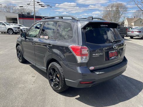 Used 2018 Subaru Forester 2.5i Premium w/ All-Weather Package AWD/4WD image 3