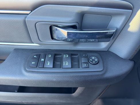 Used 2022 RAM 1500 Classic SLT w/ Protection Group image 9