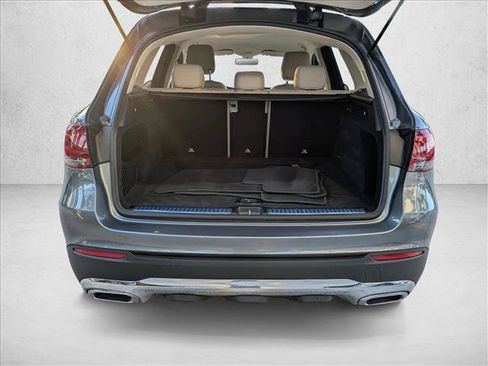 Used 2020 Mercedes-Benz GLC 300 image 6
