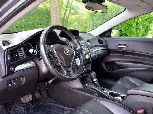 Used 2019 Acura ILX image 15