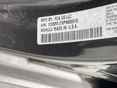 Used 2023 RAM 1500 Laramie AWD/4WD image 32