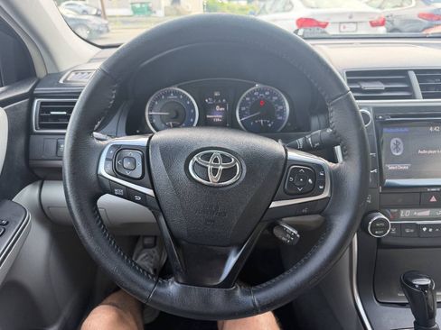 Used 2017 Toyota Camry XLE w/ Convenience Package FWD image 28