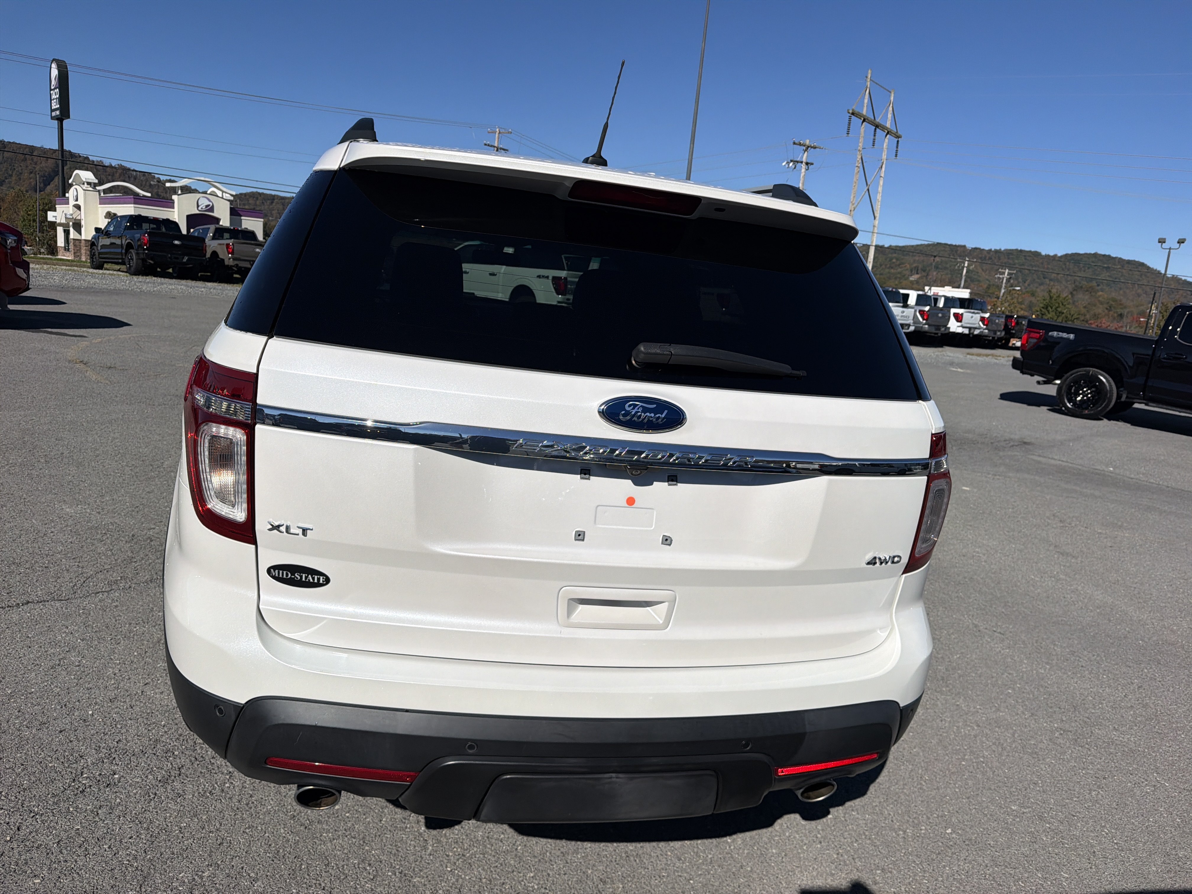Used 2014 Ford Explorer XLT AWD/4WD image 5