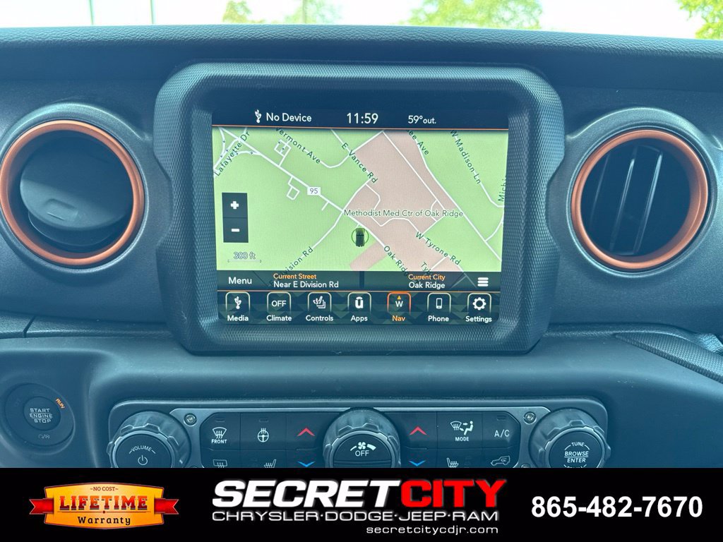 Used 2023 Jeep Gladiator Mojave w/ Cold Weather Group AWD/4WD image 30