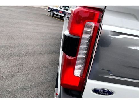 Used 2025 Ford F350 King Ranch w/ Chrome Package image 31