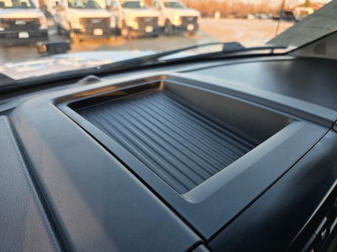 Used 2019 Ford F550 4x4 Regular Cab Super Duty image 40