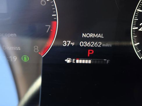 Used 2023 Honda HR-V LX image 19