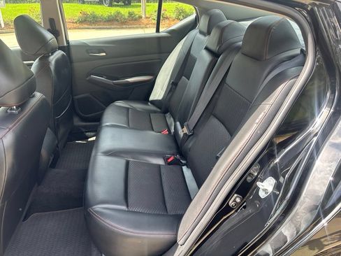 Used 2024 Nissan Altima 2.5 SR FWD image 39