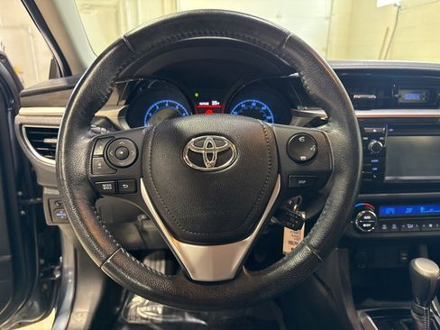 Used 2014 Toyota Corolla S image 10