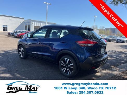 Used 2020 Nissan Kicks SV FWD image 5