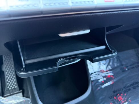 Used 2024 Genesis GV60 RWD image 30