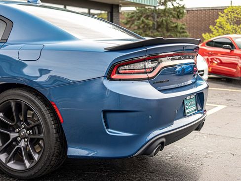 Used 2023 Dodge Charger Scat Pack w/ Technology Group RWD image 13