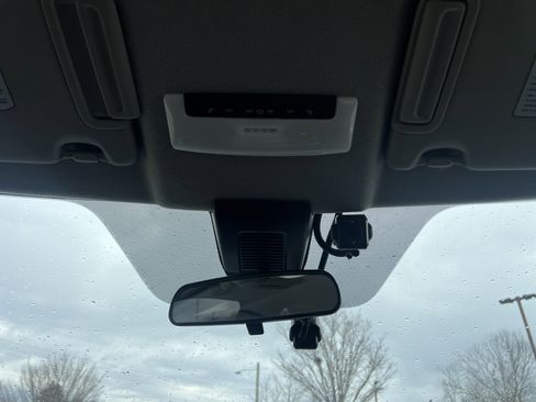 Certified 2021 Nissan Kicks S image 25