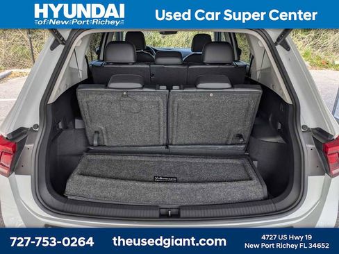 Used 2022 Volkswagen Tiguan SE image 12