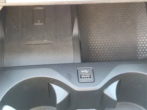 Used 2023 BMW X5 xDrive40i w/ Executive Package image 29