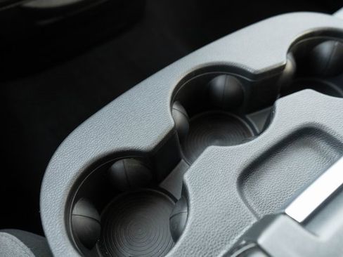 Used 2024 RAM 1500 Classic SLT image 28