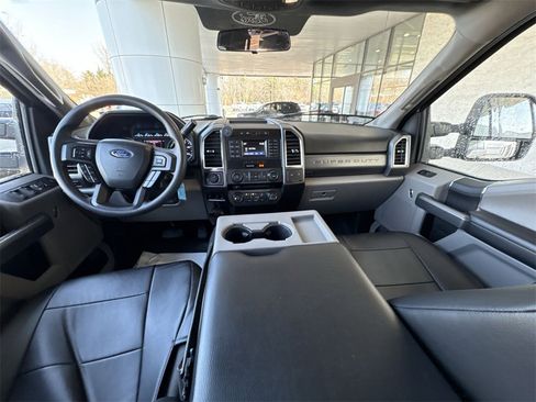 Used 2017 Ford F250 XLT w/ XLT Value Package image 19