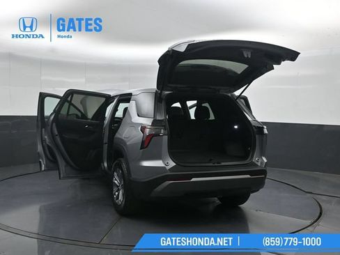 Used 2025 Chevrolet Equinox LT AWD/4WD image 55