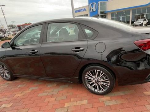 Used 2023 Kia Forte GT-Line FWD image 7