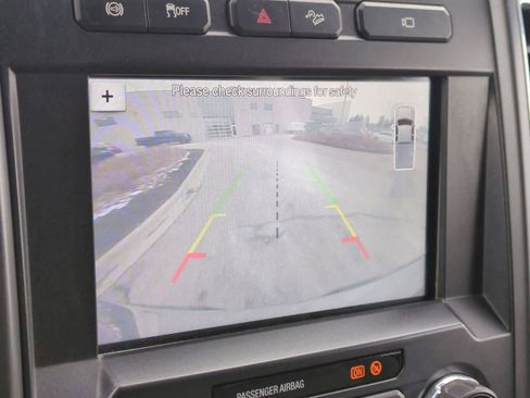 Used 2017 Ford F350 XLT w/ XLT Premium Package image 28