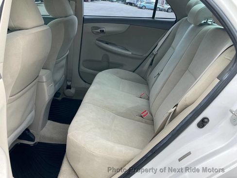 Used 2010 Toyota Corolla LE FWD image 11