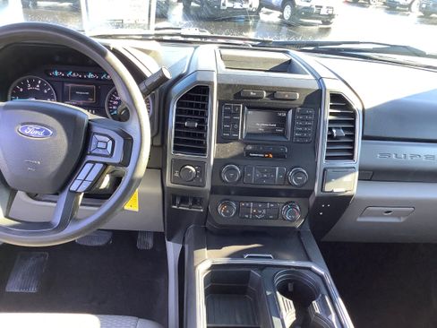 Used 2019 Ford F250 XLT image 10
