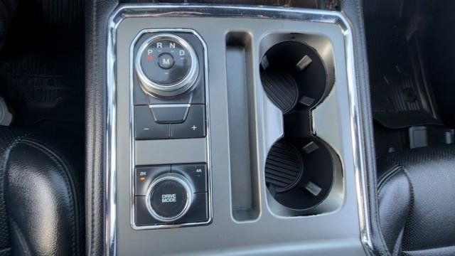 Used 2020 Ford Expedition XLT w/ Equipment Group 202A AWD/4WD image 15