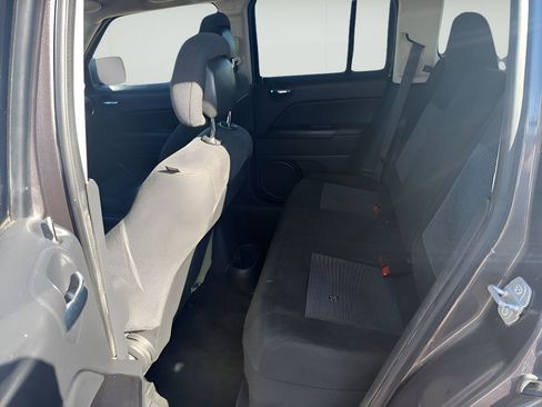 Used 2015 Jeep Patriot Latitude image 17