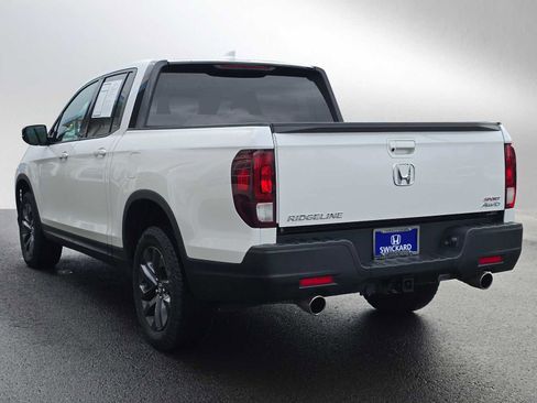 Used 2023 Honda Ridgeline Sport image 5
