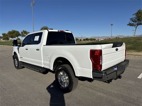 Certified 2022 Ford F250 Lariat w/ Chrome Package image 7